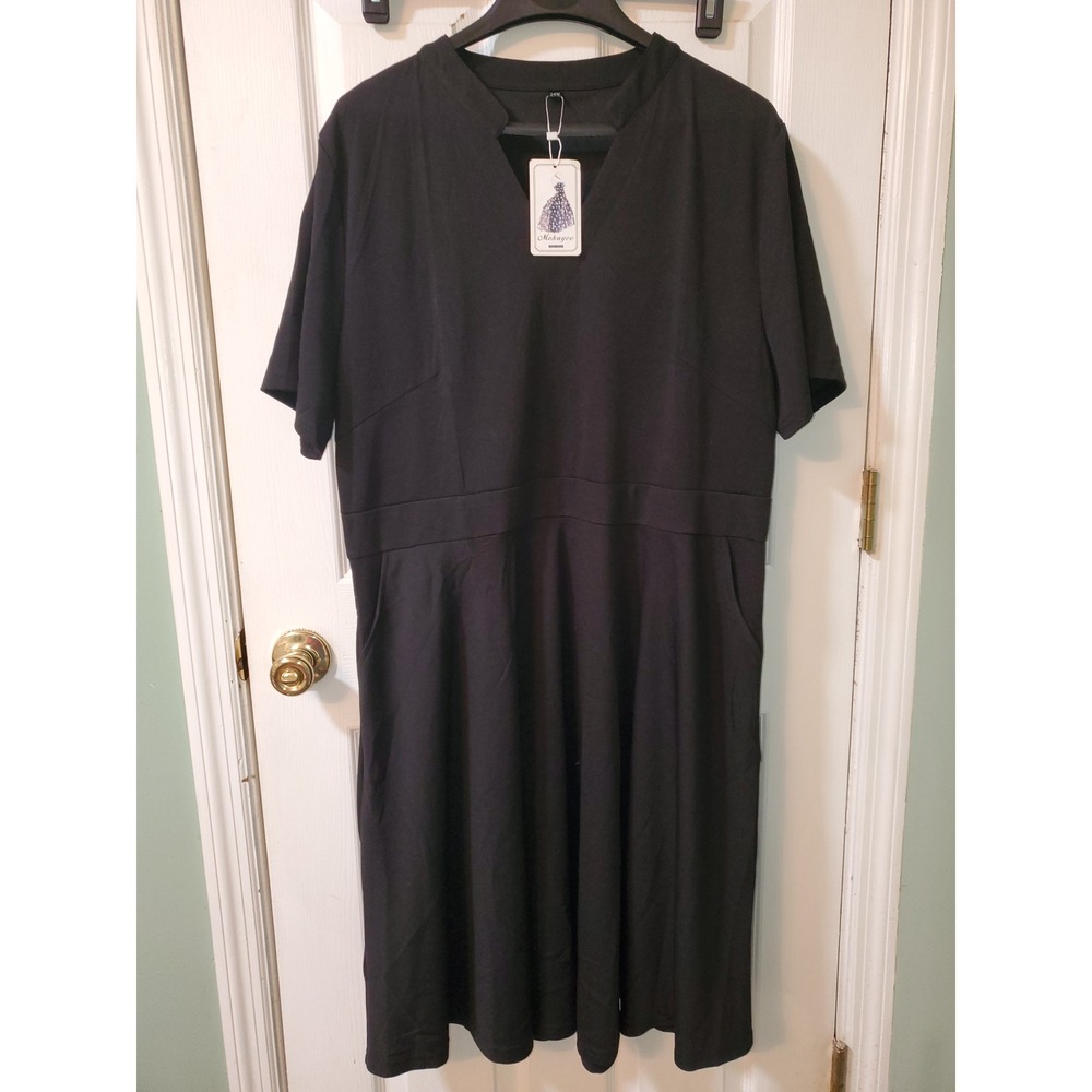 Mokayee Black Short Sleeve V-Neck A-Line Midi Dress with Pockets Plus Size 24W
